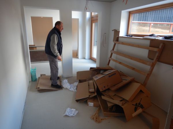 Verpackungsmaterial entsorgen - eine Sisyphusarbeit … Verpackungsmaterial entsorgen - eine Sisyphusarbeit …