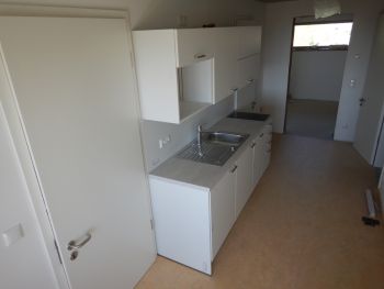 Die Kleinküchen in den Appartements sind fertig.