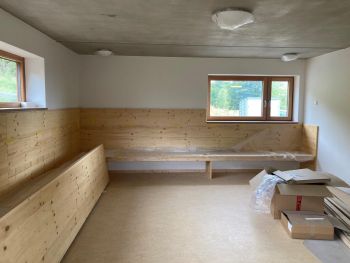 Kleiner Gruppenraum im Obergeschoss.